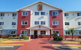 Super8 By Wyndham Nearby Clearwater St Petersburg International Airport